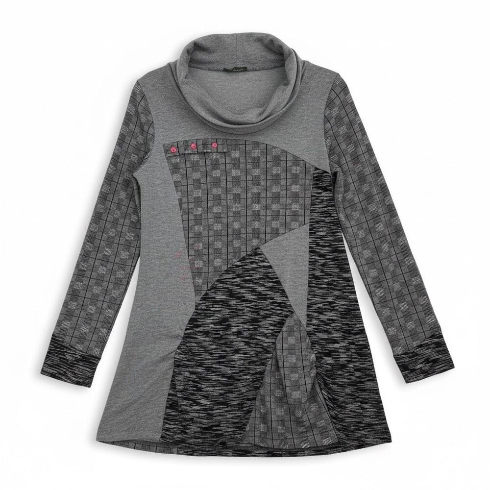 Dolcezza Artsy Tunic Geometric Printed Size Small Gray Buttons Long Sleeve